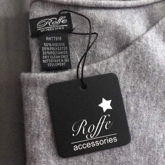 Super soft poncho from Nordstrom - Picture 3 of 3